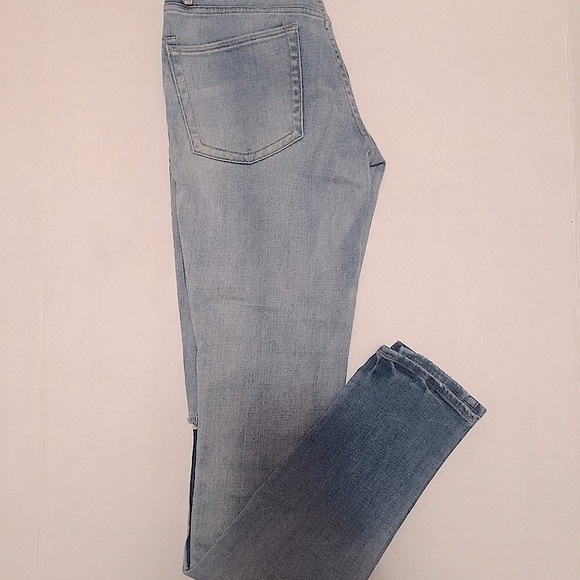 Marc by Marc Jacobs (Standard Supply) - Picture 9 of 10